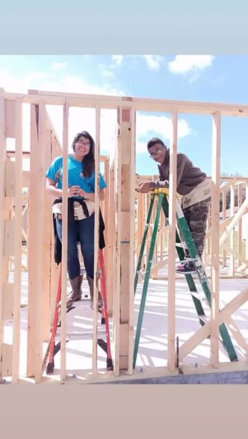 It’s been a great last few weekends!
Thank you to all of the crews for helping.
Special thanks to the barbers hill kids for helping to paint the playhouse and write sweet messages on boards for the next family. 💙