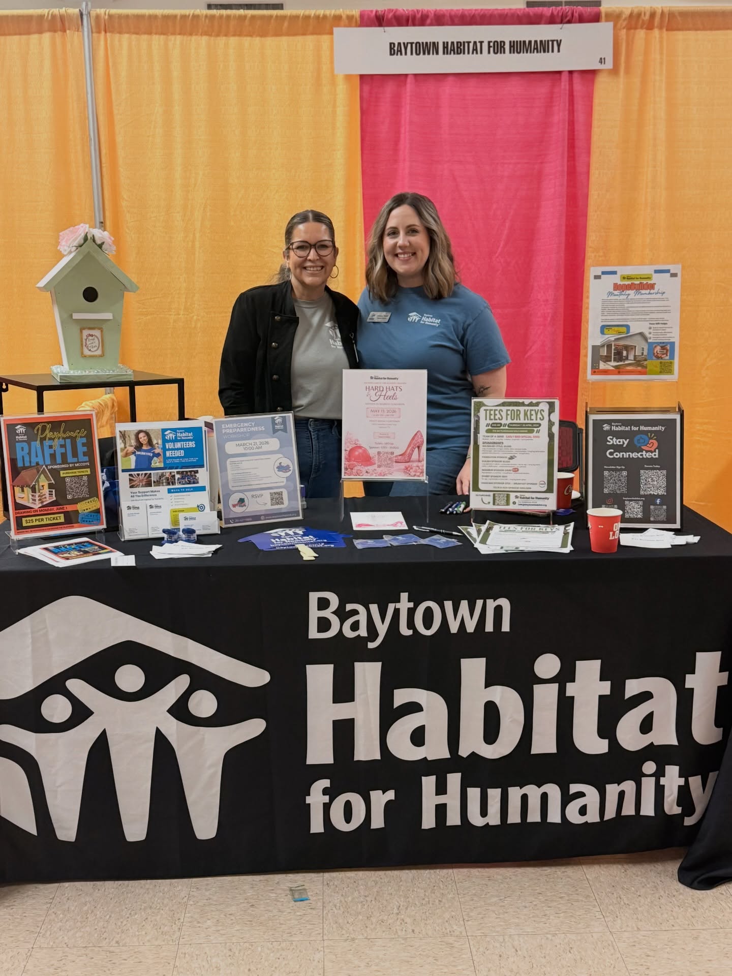 We’re out here at the Baytown Sun Women’s Expo and would love to connect with you! 💕
Stop by to learn how YOU can be part of building homes, hope, and community right here in Baytown. 🏡
💙 Learn about volunteering, homeownership, and how to get involved

Come say hi—we can’t wait to meet you!

#BaytownHabitat #WomensExpo #BaytownTX #CommunityStrong #HabitatForHumanity