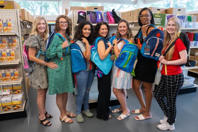 Baytown Habitat was proud to donate backpacks to Lee College to help students start the semester prepared and ready to succeed! We’re grateful for the opportunity to support students and our community. 💙🎒